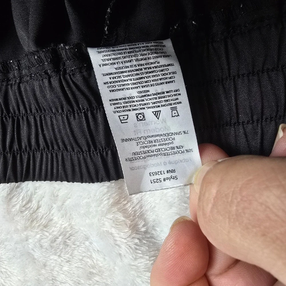 Wink Boundless Black Scrub Pants Womens Medium Petite Modern Fit Cargo 5251